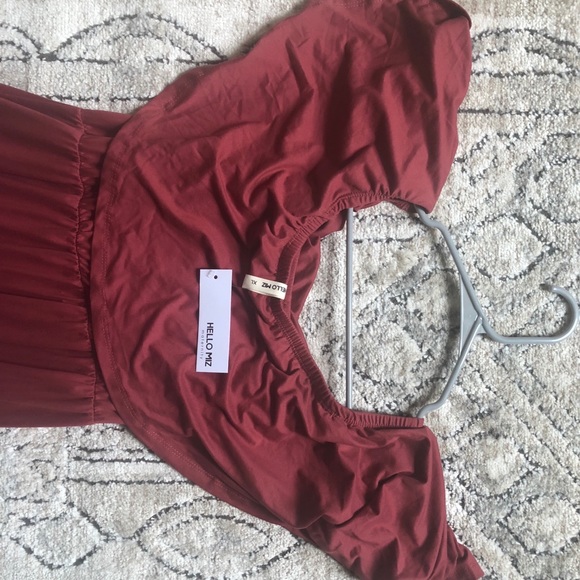 Off the shoulder maxi dress - Picture 2 of 2